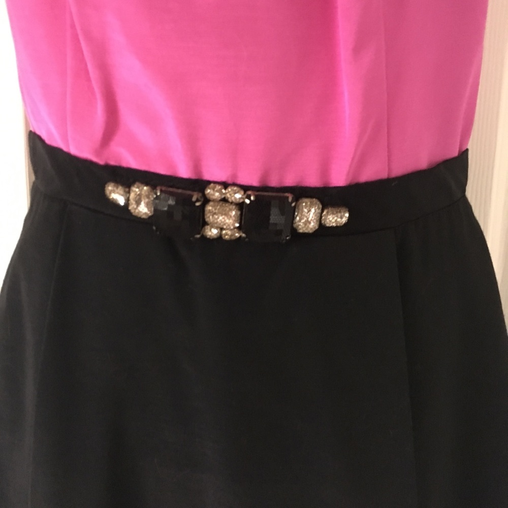 Single Dress - Picture 2 of 4